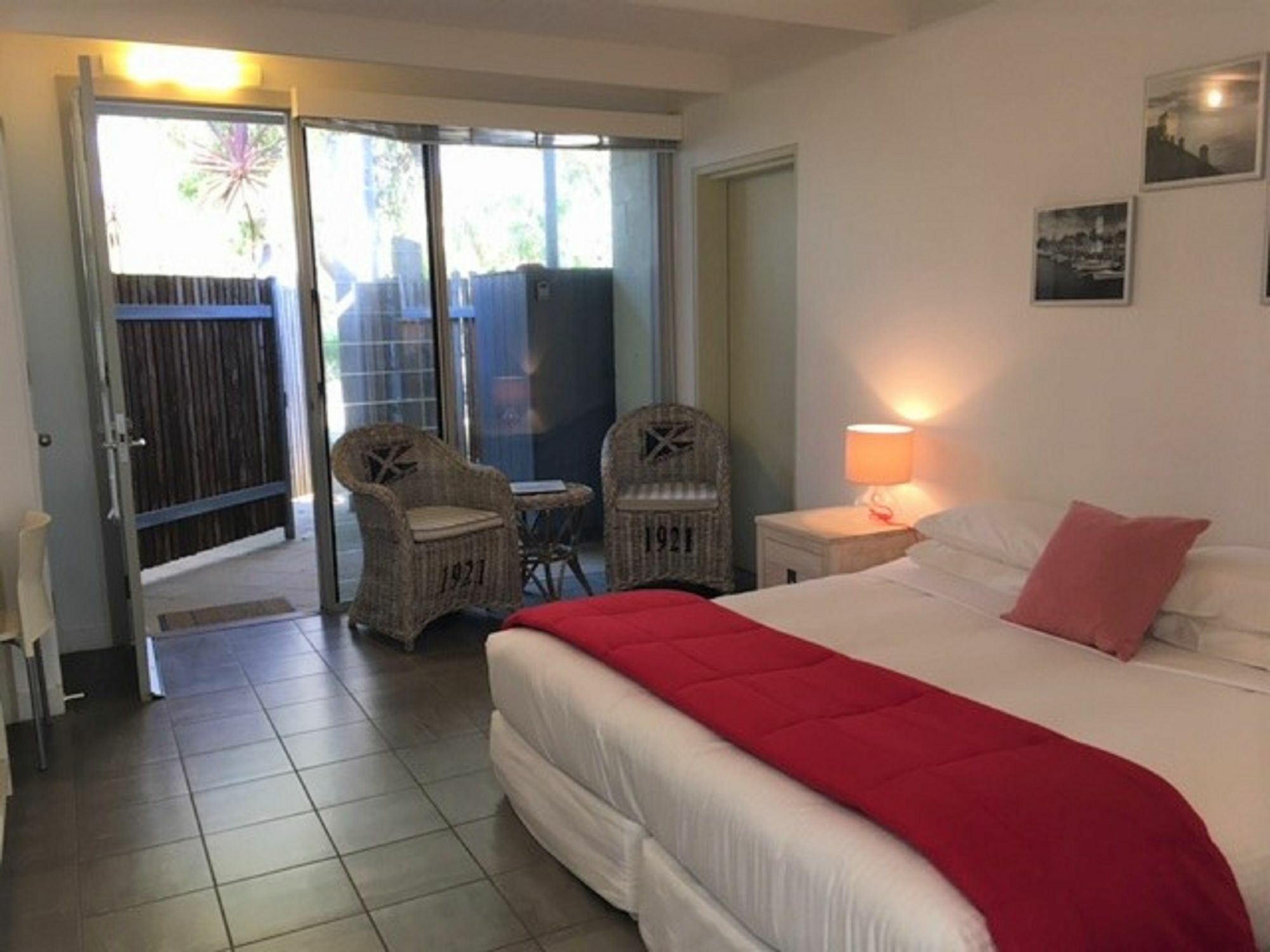 Appartamento Oceanic Sorrento Esterno foto